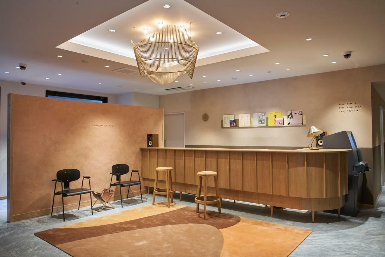 Cinnamon Hotel Осака Экстерьер фото